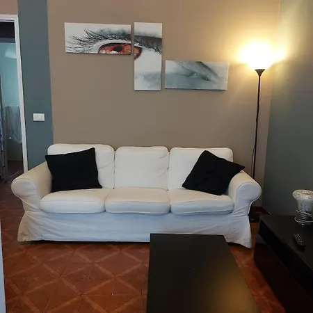 Casa Lerici, Curato E Tranquillo Indipendente Daire *