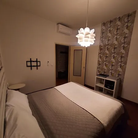 Casa Lerici, Curato E Tranquillo Indipendente * Brescia