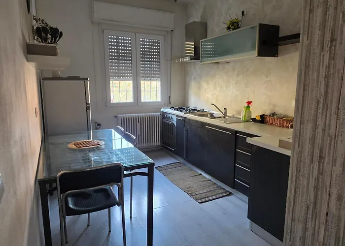 Casa Lerici, Curato E Tranquillo Indipendente Appartamento Brescia