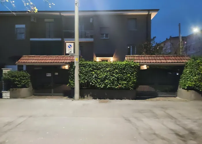 Casa Lerici, Curato E Tranquillo Indipendente * Brescia