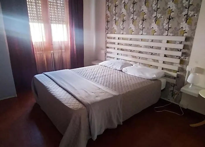 Casa Lerici, Curato E Tranquillo Indipendente Apartament *